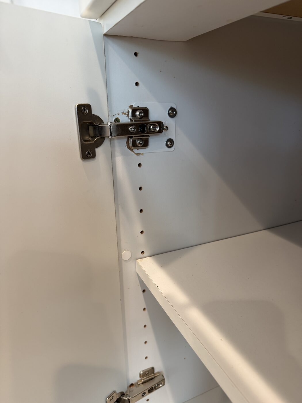 Cabinet hinge repair
