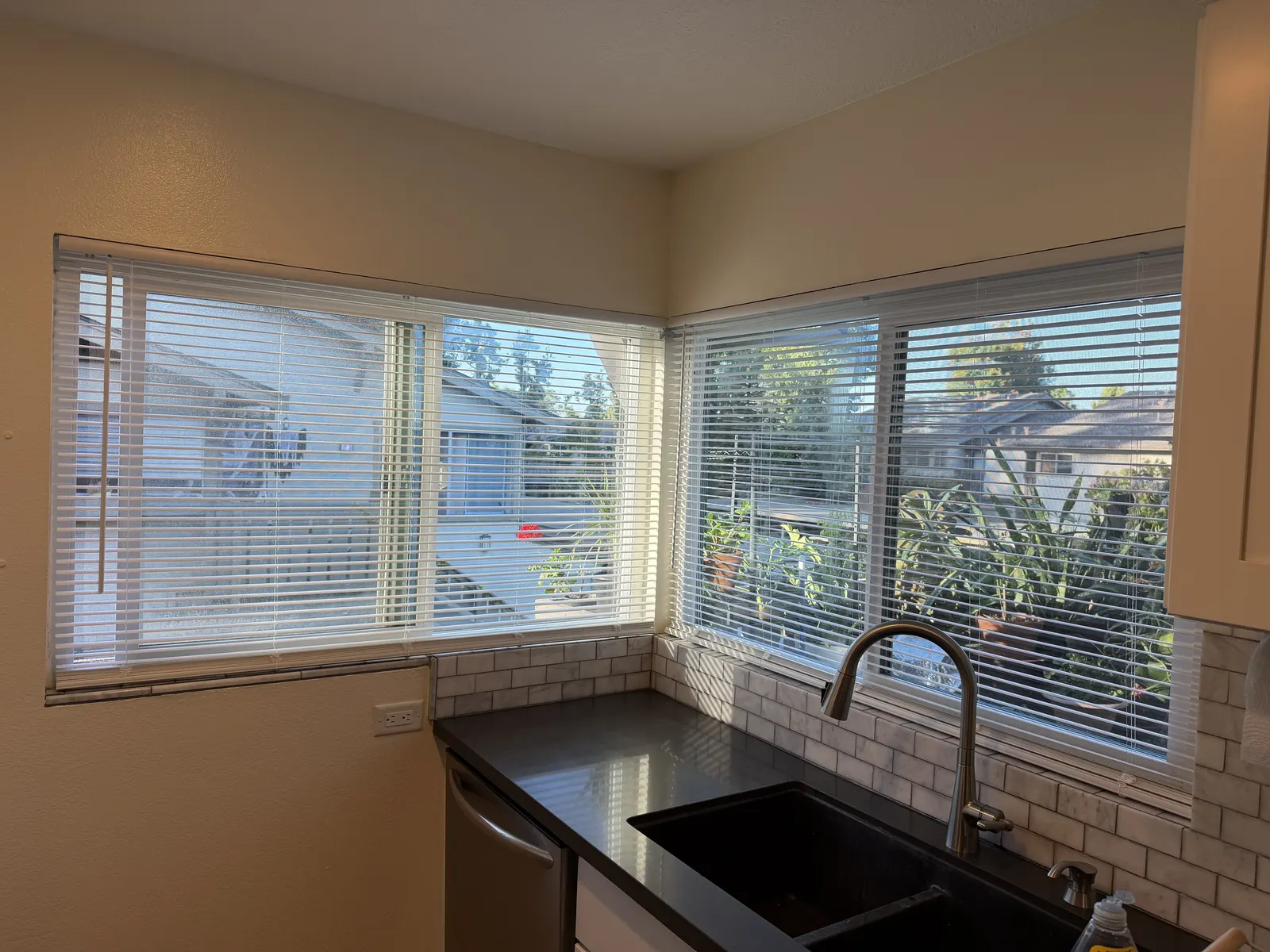 Window blind installation Irvine California